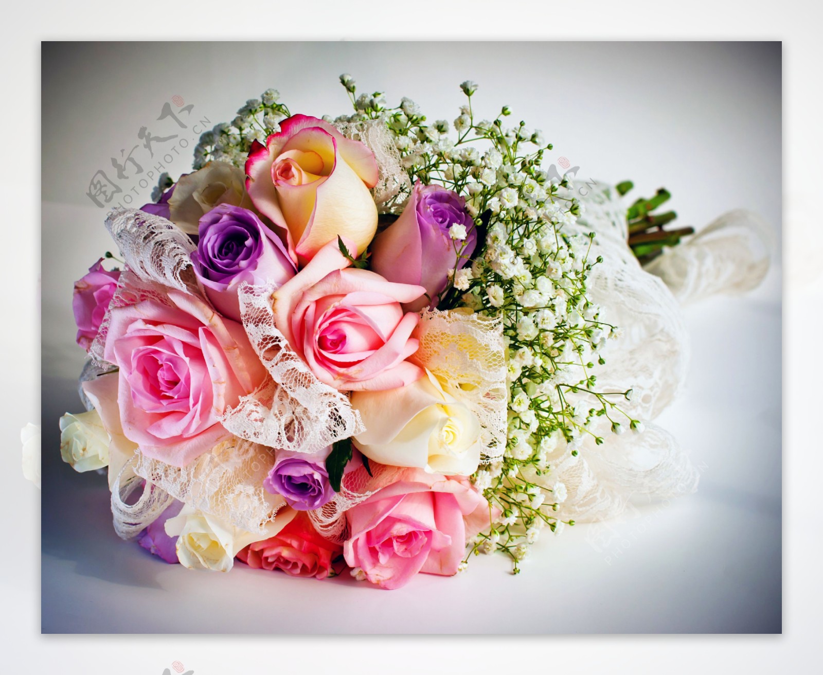 33 red roses bouquet